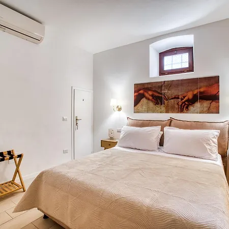 Acquedotto Medievale Di Comfy بيرودجا